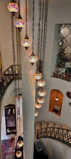 کافه عمارت جهان کوچک من