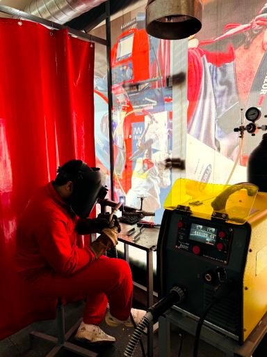 عکس آموزشگاه جوشکاری فنی و حرفه ای آرمان