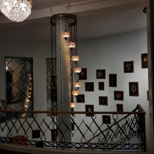 کافه عمارت جهان کوچک من