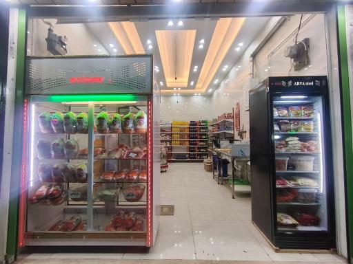 عکس مرغ و پروتئین دهکده 