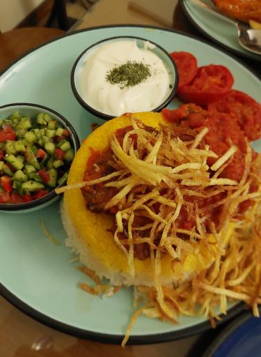 عکس کافه عمارت جهان کوچک من