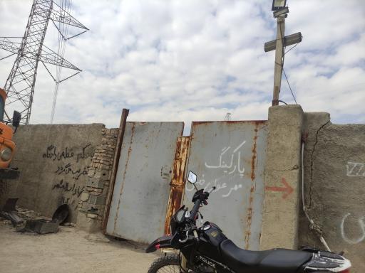 عکس پارکینگ مهر احمدآباد مستوفی