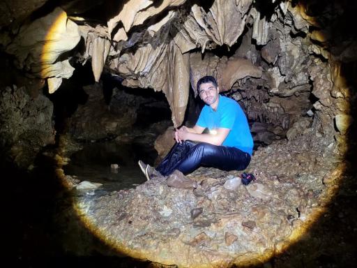 عکس غار آبی دانیال