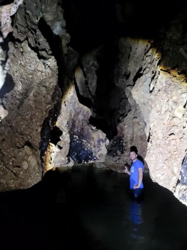 عکس غار آبی دانیال