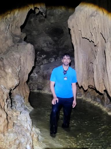 عکس غار آبی دانیال