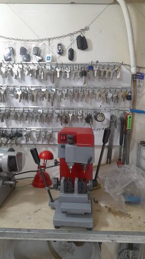 عکس کلید سازی احمد