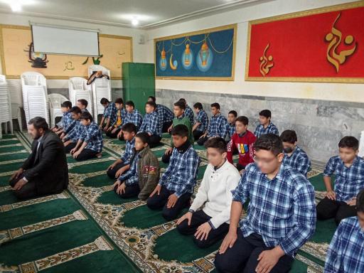 عکس دبیرستان دولتی پسرانه دوره اول عبدالحسین قفلی