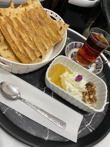 عکس صبحانه سرای خوبان