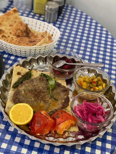 عکس صبحانه سرای خوبان