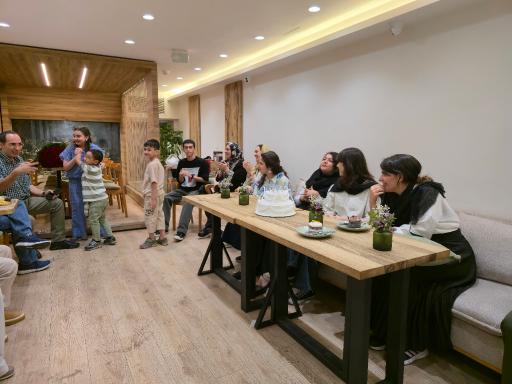 عکس کافه بیکری داوین