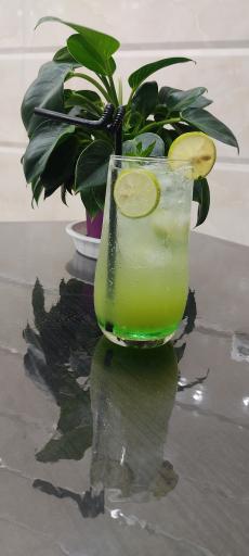 عکس کافه بازار