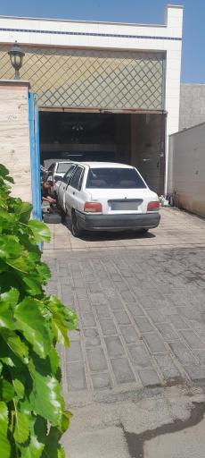 تعمیرگاه برادران ایجی