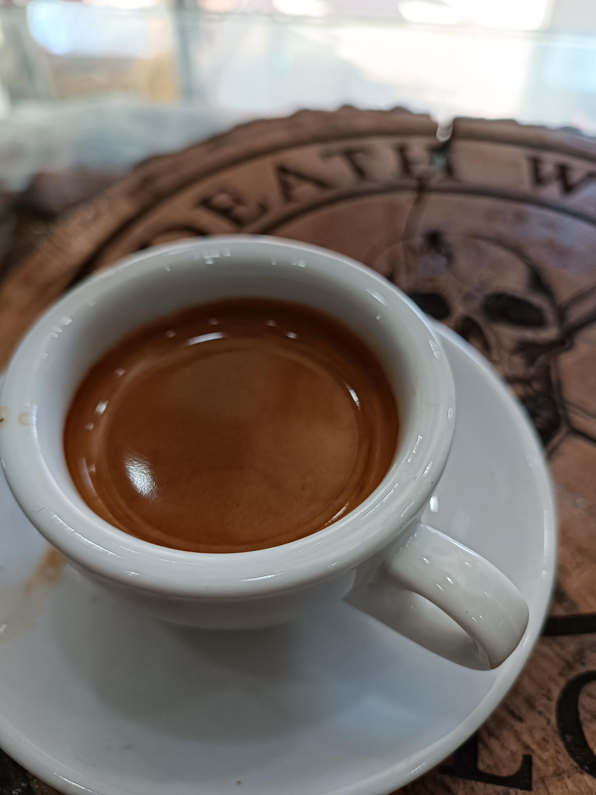 عکس قهوه سرای مرکزی