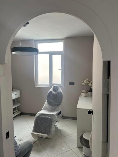 عکس مرکز مو جهان (شعبه شریعتی)