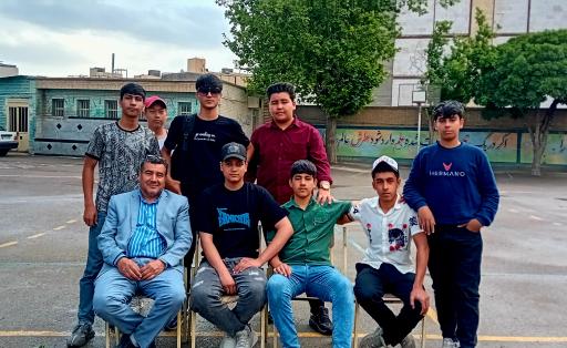 عکس دبیرستان ایمان