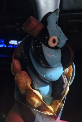 عکس مانستر بستنی (شعبه۲)