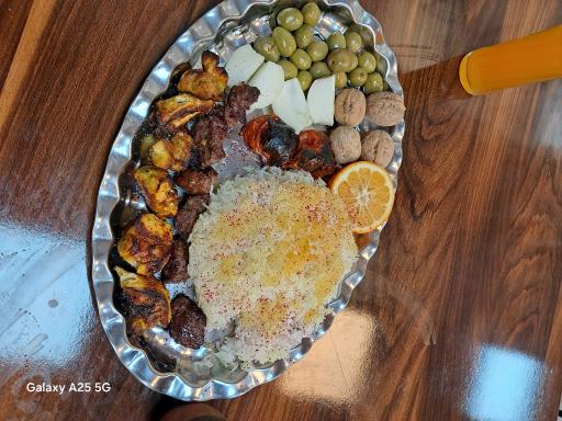 عکس غذاخوری فردین