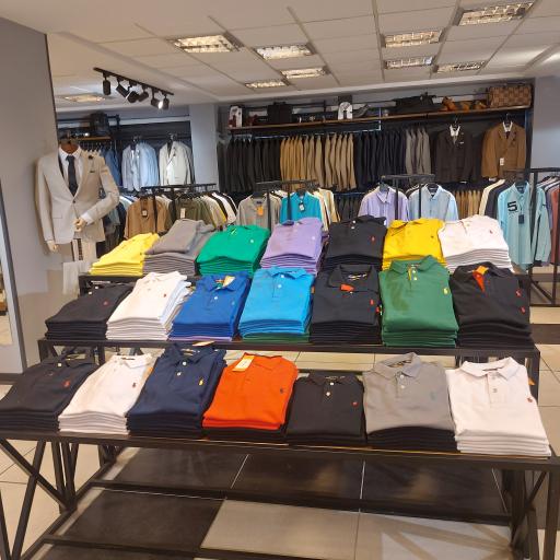 عکس فروشگاه لباس وینچی