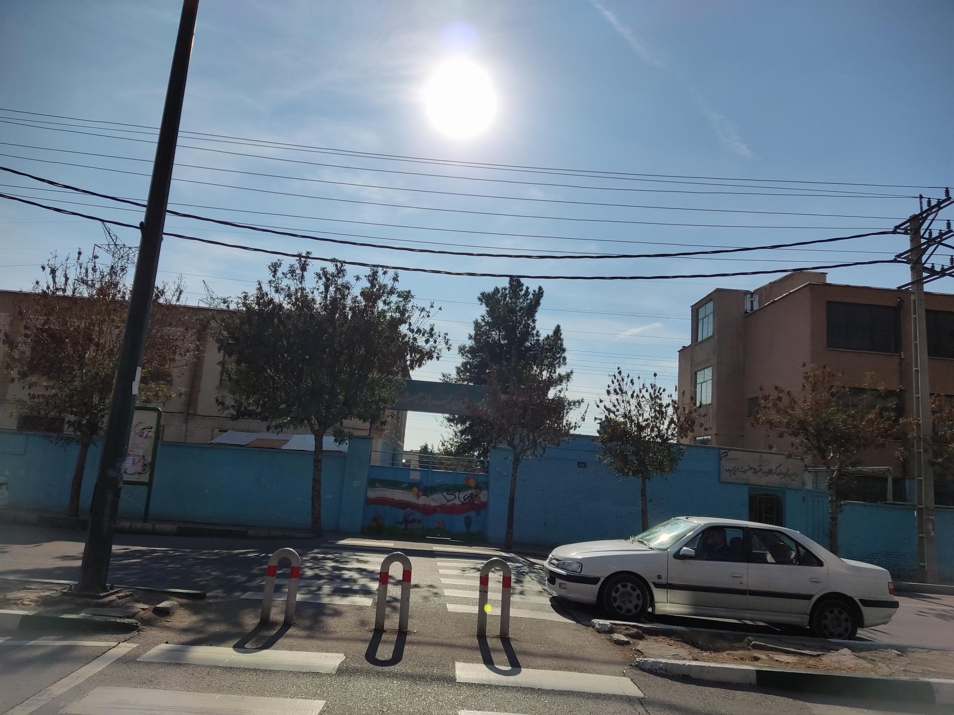 عکس مدرسه پسرانه میثاق