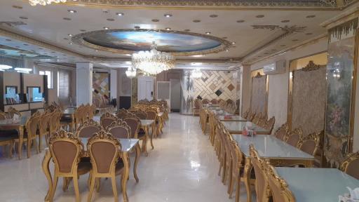 عکس رستوران مجلل بانو