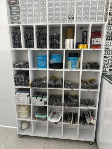 مرکز تخصصی تلویزیون عزیزی U.T.F