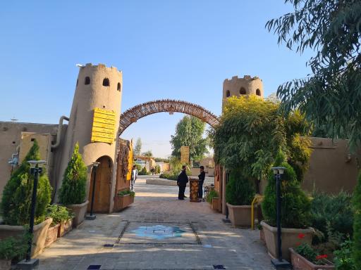 عکس مجتمع گردشگری ارگ شمعدانی