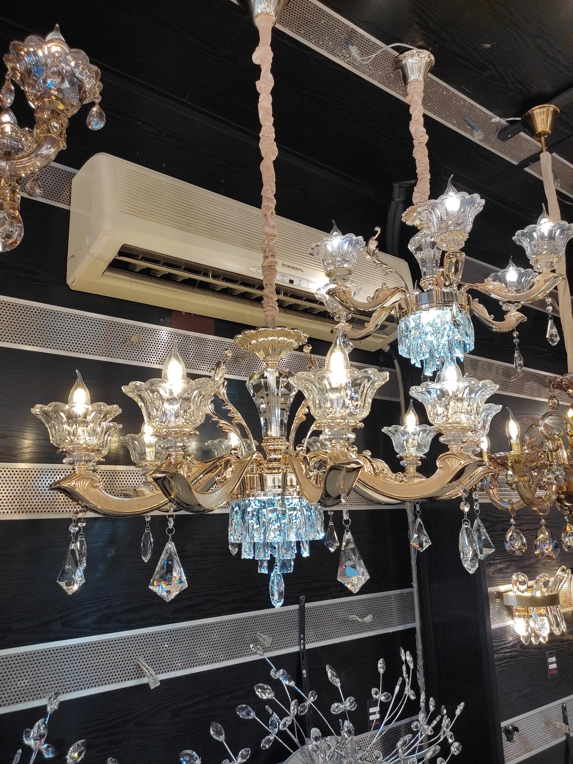 عکس دفتر فروش چراغ دستی