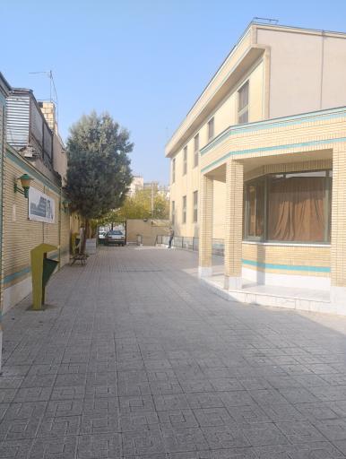 عکس ورودی آقایان کتابخانه 