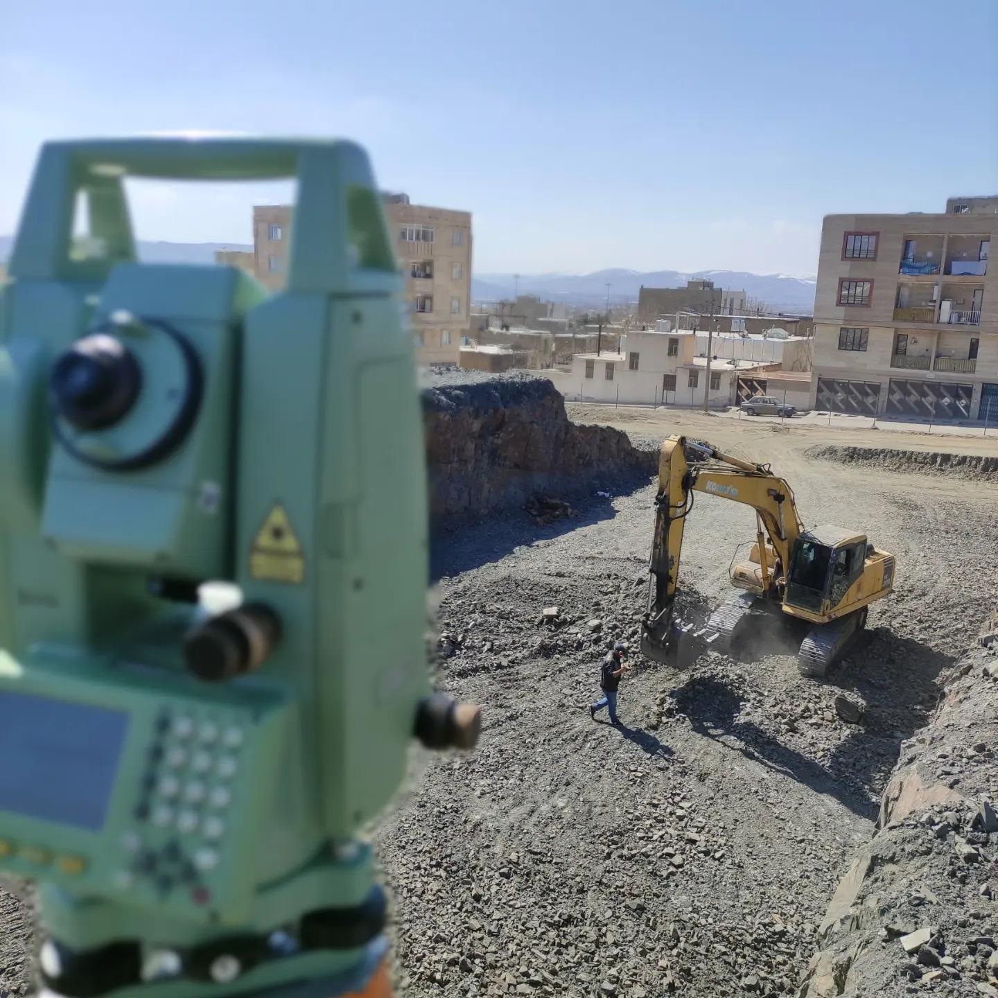 عکس دفتر مهندسی نقشه برداری بارمان