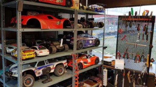 عکس تهران آرسی فروشگاه ماشین‌های رادیو کنترلی