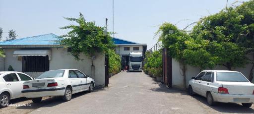 عکس انبار پخش آب میوه مجتبی