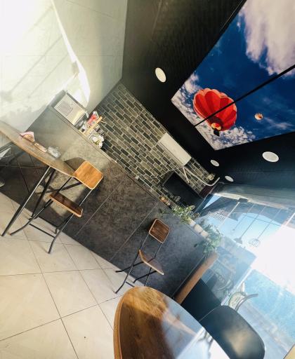 عکس کافه مونورز 