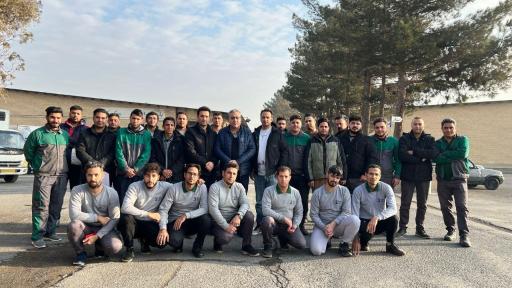 عکس انبار پخش آب میوه مجتبی