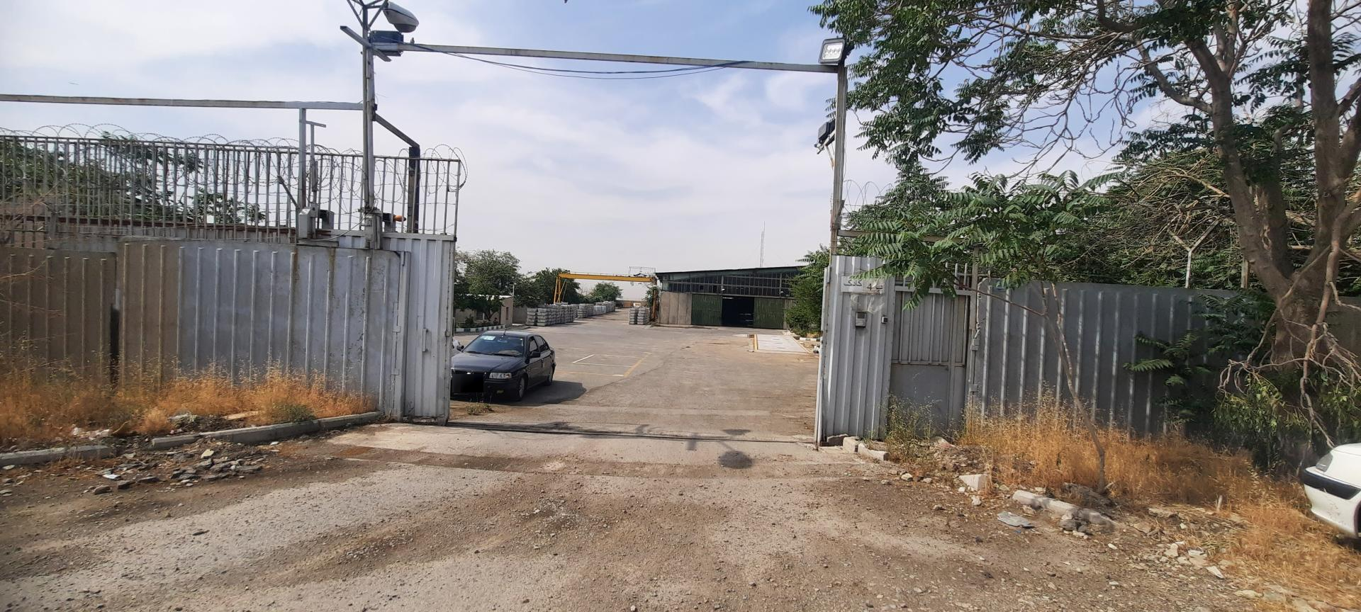 عکس انبار ۵۲ شرکت کادک کرمان خودرو