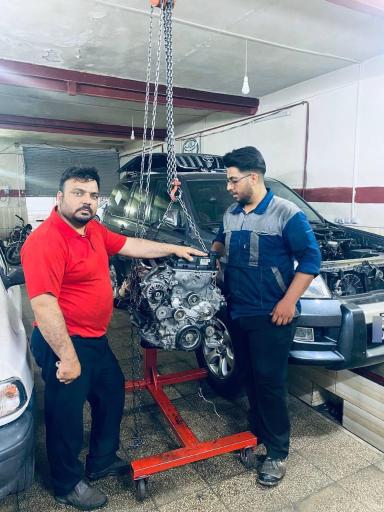 عکس کلنیک تخصصی تویوتا و هیوندا 