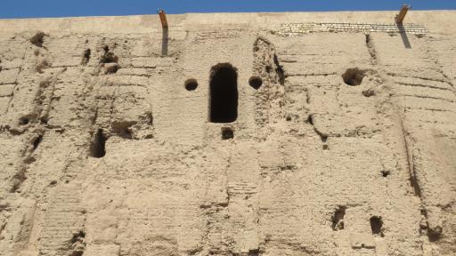 عکس قلعه سنگ بست زواره