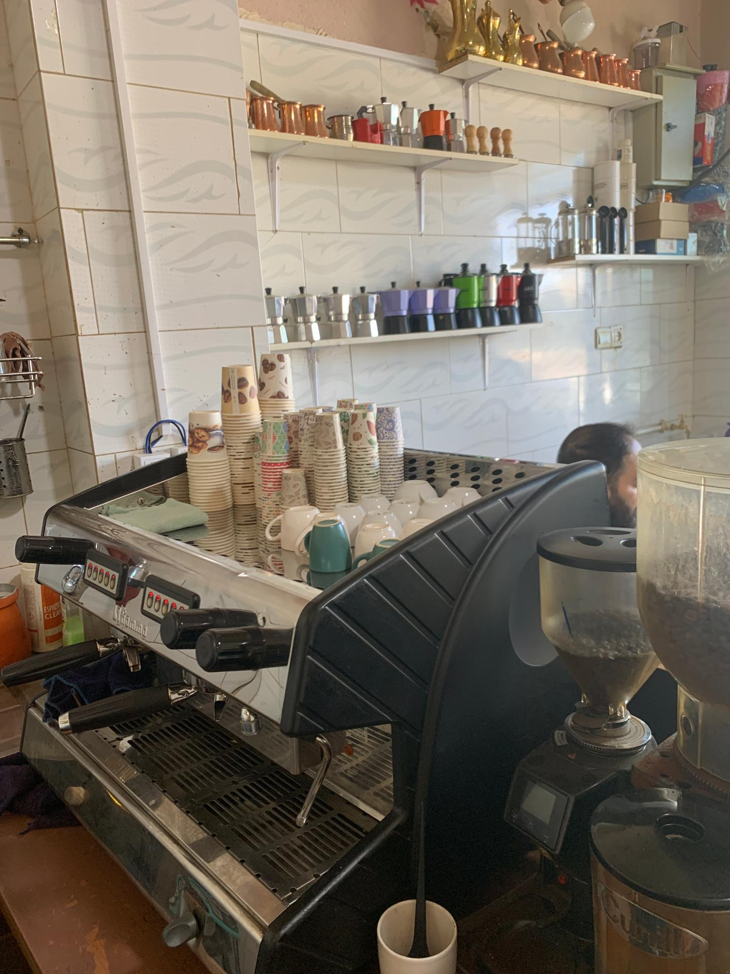 عکس قهوه سرای ارغوان