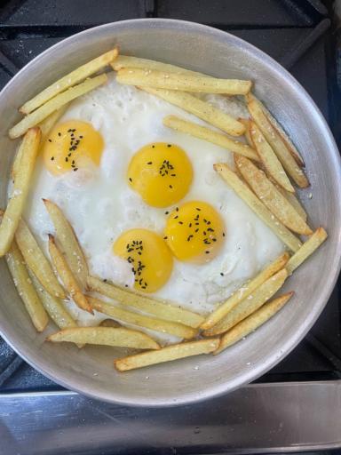 عکس صبحانه و عصرانه آق بزرگ