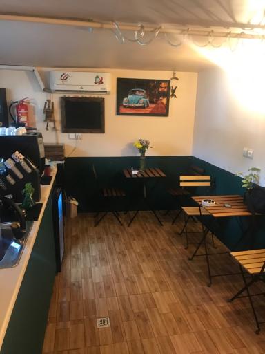 عکس کافه نازول