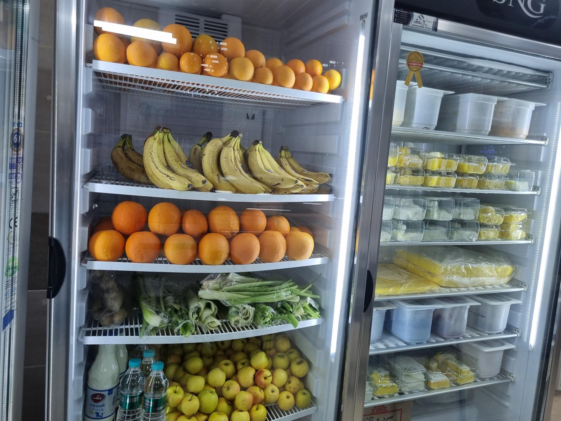 عکس آبمیوه و بستنی پدر