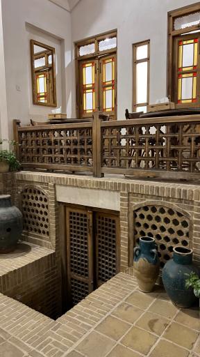 عکس رستوران مرشدی