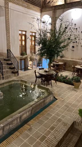 عکس رستوران مرشدی