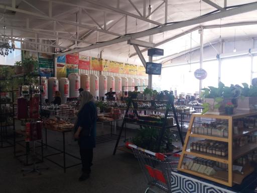 عکس کارگاه و فروشگاه عرقیات گلبرگ اصلی