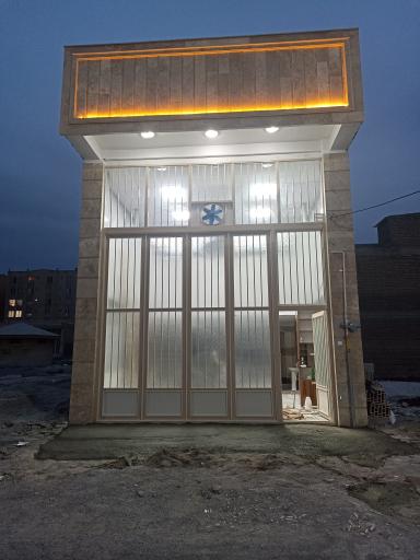 عکس برش و حکاکی لیزر و فایبر مارکینگ مبین