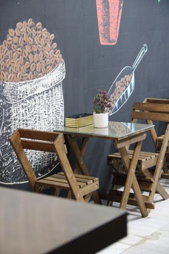 عکس کافه قهوه و تجهیزات انرژی