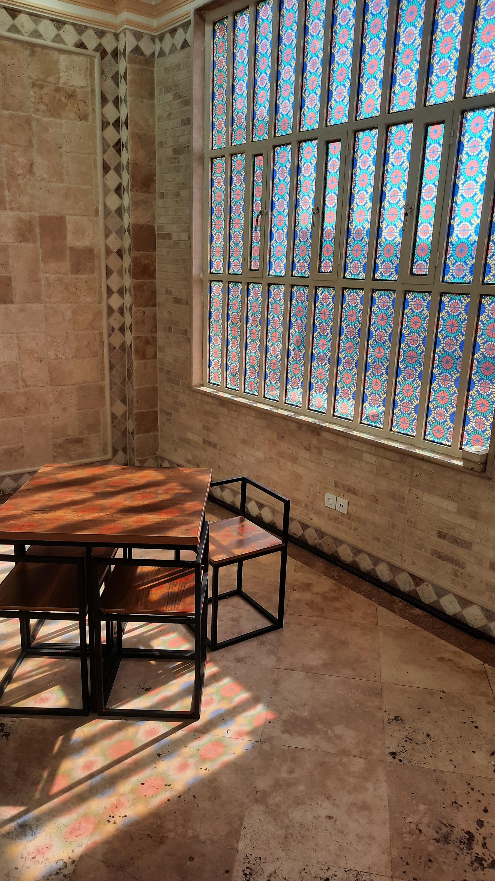 عکس کافه قنادی نادری