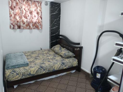 عکس سوئیت اجاره‌ای عظیمی