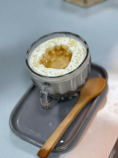 عکس کافه بستنی نور