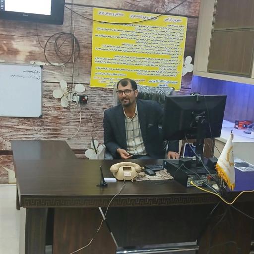 عکس مشاور املاک 661 بزرگمهر