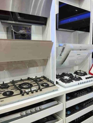 عکس تجهیزات آشپزخانه جزیره 